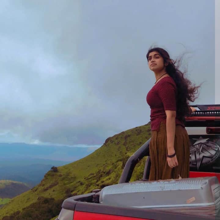 படைத்தான் இறைவன் உனையே மலைத்தான் உடனே அவனே