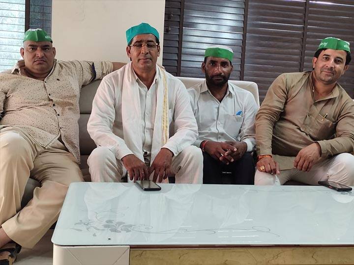 Kisan Mahapanchayat : फिरोजाबाद में होने वाली किसान महापंचायत के लिए निकले हजारों किसान, कार्यकर्ताओं में दिखा जोश