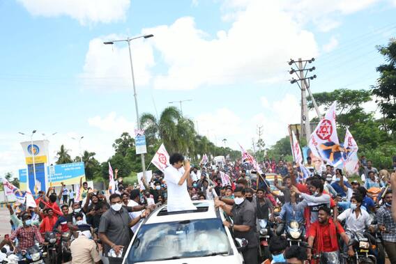Pawan Kalyan: రాజమండ్రిలో జనసేన అధినేత పవన్ కల్యాణ్ శ్రమదానం