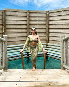 Alaya F की ग्लैमरस तस्वीरों को देखकर थाम लेंगे दिल, नहीं देखा होगा किसी एक्ट्रेस का ऐसा अंदाज