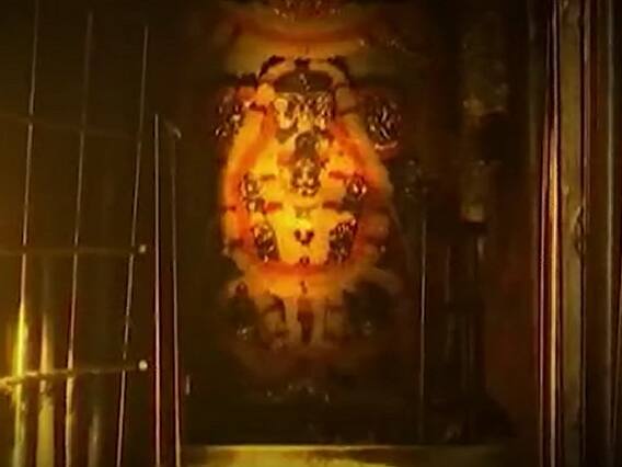 Arasavalli Temple: అరసవల్లిలో అద్భుతం.. సూర్యనారాయణ స్వామిని తాకిన భానుడి కిరణాలు