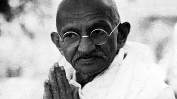 Gandhi Birth anniversary Remembering the legacy of mahatma gandhi in the indian Politics Political Legacy of Mahatma Gandhi : காந்தியின் சிந்தனைகளும், முரண்பாடுகளும் என்றுமே வாழும்!