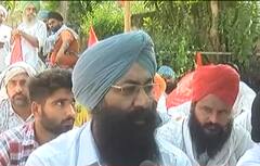 ਅੰਮ੍ਰਿਤਸਰ 'ਚ ਡਿਪਟੀ CM ਓਪੀ ਸੋਨੀ ਦੀ ਰਿਹਾਇਸ਼ ਬਾਹਰ ਕਿਸਾਨਾਂ ਦਾ ਧਰਨਾ