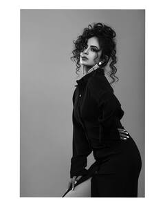 Avika Gaur Photos: ब्लैक ऑउटफिट और हैवी मेकअप में दिखा अविका गौर का खूबसूरत अंदाज, मिनटों में वायरल हुईं तस्वीरें