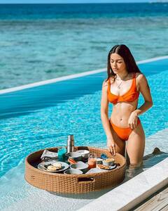 In Pics: मालदीव ट्रिप पर दिखा Alaya F का सिजलिंग अवतार, वायरल हुईं बिकिनी लुक की ये खास तस्वीरें