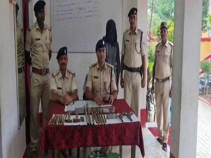 बिहार: घर में मिनी गन फैक्ट्री चला रहा था शख्स, लोगों को भरमाने के लिए अपनायी थी ये तरकीब