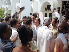 Bihar News: पार्टी मीटिंग के दौरान आपस में भिड़े जेडीयू कार्यकर्ता, जमकर की मारपीट और गाली-गलौज