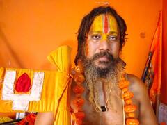 Saint Paramhans in Ayodhya: परमहंस ने जलसमाधि लेने का फैसला बदला, अब दिल्ली के रामलीला मैदान में करेंगे आमरण अनशन