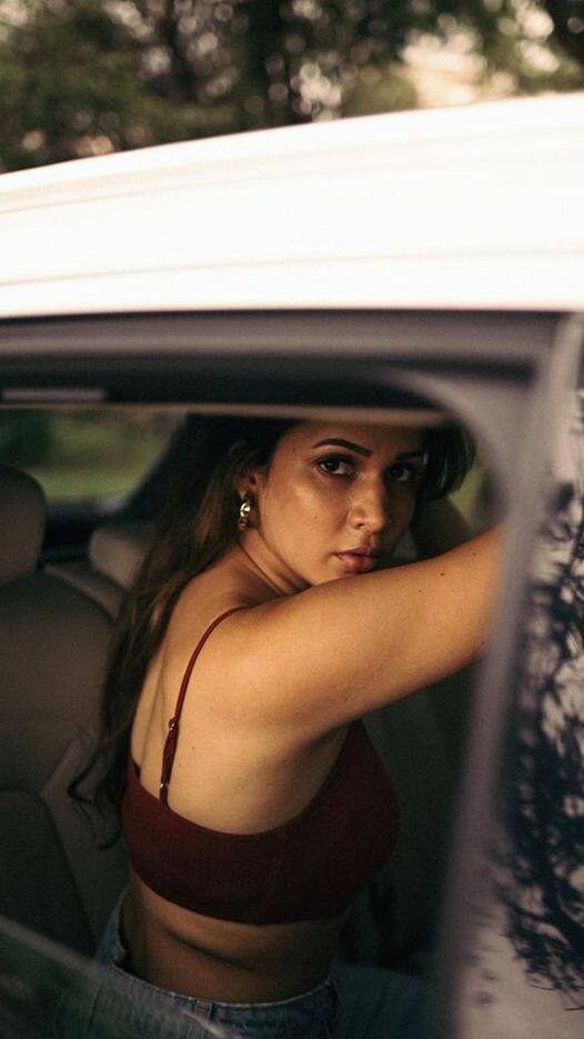 உன் கண்ணை பார்த்தாலே மனசெல்லாம் அலையோசை