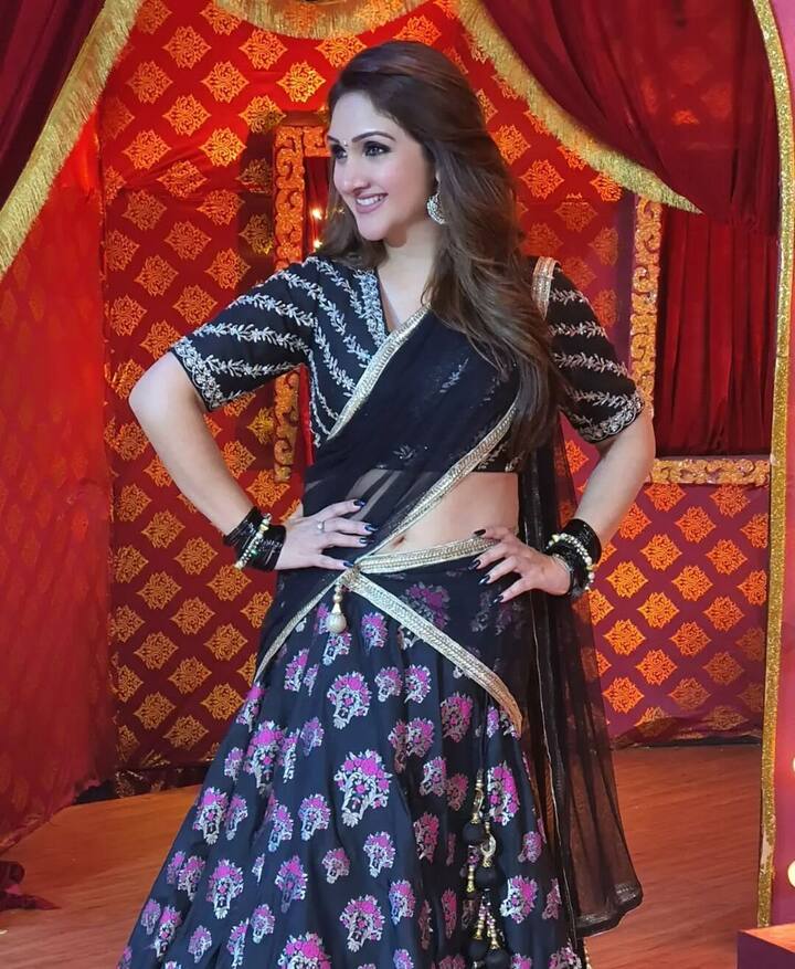 (Photo Courtesy: Instagram) వివాహం తరువాత తెలుగులో ఎక్కడా కనిపించలేదు శ్రీదేవి.