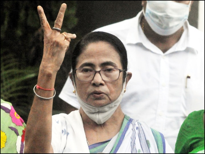 WB Bypolls Results: Mamata Banerjee's big victory in bhabanipur, TMC also won two other seats in West Bengal  WB Bypolls Results: भवानीपुर में ममता बनर्जी की बड़ी जीत, बंगाल की दो अन्य सीटों पर भी TMC विजयी