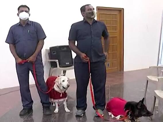 Sniffer Dogs: జాగిలాల పదవీ విరమణ.. నెల్లూరులో లక్కీ, సింధుకి సన్మానం