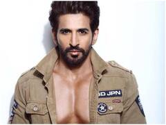 Bigg Boss 15: Salman Khan को देखकर इमोशनल हुए Vishal Kotian, बोले- 'जिस हीरो की फिल्म का टिकट बेचता था,आज उसके साथ स्टेज पर खड़ा हूं'