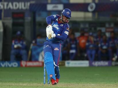delhi win against chennai get first place points table IPL DELHI WIN : புள்ளிப்பட்டியலில் முதலிடத்திற்கு சென்றது டெல்லி : போராடி தோற்றது சென்னை