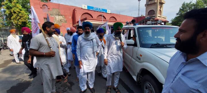 ਕਿਸਾਨਾਂ ਵਲੋਂ ਇਨਸਾਫ ਦੀ ਮੰਗ ਕਰਦਿਆਂ ਪੰਜਾਬ ਤੇ ਹਰਿਆਣਾ 'ਚ ਡੀਸੀ ਦਫਤਰਾਂ ਦਾ ਘਿਰਾਓ ਕੀਤਾ ਜਾ ਰਿਹਾ।