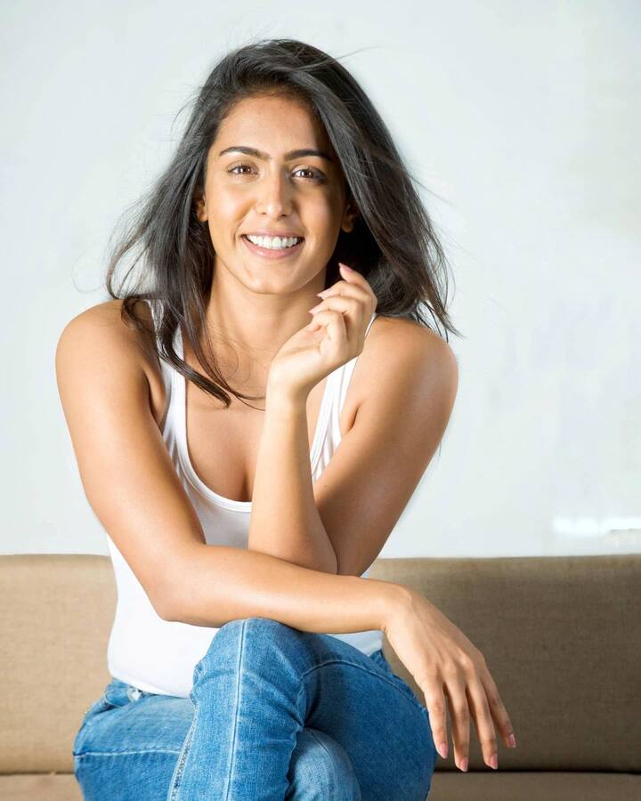 సంయుక్త హేగ్డే లేటెస్ట్ ఫటోస్(Photo Courtesy : Instagram)