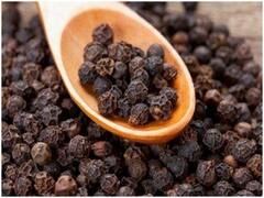 Health and Fitness Tips: सर्दी जुकाम को ठीक करती है Black Pepper, जानें इसके फायदे