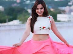 Pujita Ponnada Pics: పూజిత పొన్నాడ.. నిన్ను చూసే బాపు ఆ బొమ్మ గీశాడా?