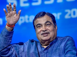 मिनी मेट्रोचं 'विदर्भ सर्किट'; विदर्भातल्या प्रमुख शहरांना नागपूरशी मिनी मेट्रोनं जोडणार, केंद्रीय मंत्री नितीन गडकरींची घोषणा