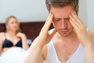 Sex Headaches: ”ஆண்களை அதிகம் பாதிக்கும் செக்ஸ் தலைவலி!” - தீர்வு என்ன? 