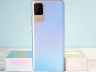 Xiaomiના આ 5જી ફોને મચાવ્યો માર્કેટમાં તરખાટ, માત્ર 5 મિનિટમાં વેચાયા 230 કરોડ રૂપિયાના હેન્ડસેટ
