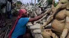 শারদ-প্রস্তুতিতে কাঁটা বৃষ্টি-অসুর! প্রতিমা নির্মাণে বিস্তর ক্ষতি, দিশেহারা শিল্পীরা