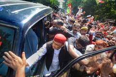 Lakhimpur Violence Pics:কৃষক মৃত্যুতে অগ্নিগর্ভ লখিমপুর খেরি,প্রিয়ঙ্কার সত্যাগ্রহ, বাধা পেয়ে ধর্ণায় অখিলেশ