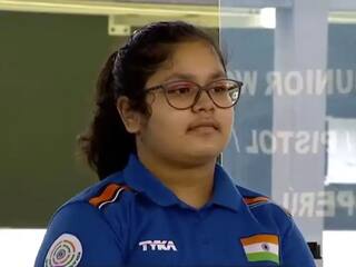 ISSF Junior World Championship: 14 ਸਾਲਾ ਨਾਮਯਾ ਕਪੂਰ ਨੇ ਰਚਿਆ ਇਤਿਹਾਸ, 25 ਮੀਟਰ ਪਿਸਟਲ ਮੁਕਾਬਲੇ 'ਚ ਜਿੱਤਿਆ ਗੋਲਡ