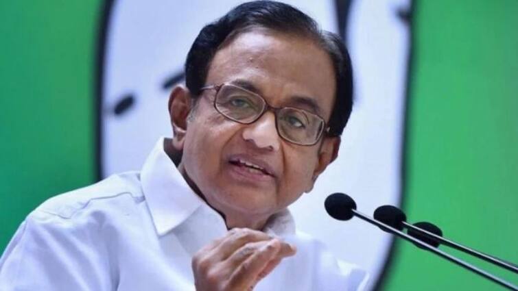 Petrol Diesel Price Hike P Chidambaram slams central government fuel price hike P Chidambaram on Fuel Price: பெட்ரோல், டீசல் விலையேற்றத்துக்கு மத்திய அரசின் பேராசையே காரணம் : ப.சிதம்பரம் காட்டம்