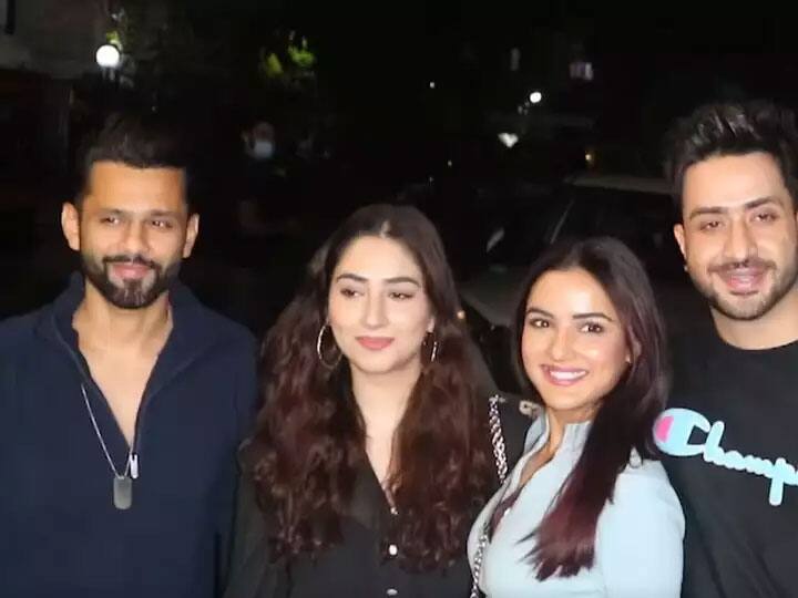 दोस्त Aly Goni की गर्लफ्रेंड Jasmin Bhasin को प्यार से ‘बंटी’ बुलाते हैं Rahul Vaidya, वजह जानकर आ जाएगी हंसी Rahul Vaidya calls Jasmin Bhasin as 'Bunty' with love, knowing the reason will make you laugh दोस्त Aly Goni की गर्लफ्रेंड Jasmin Bhasin को प्यार से ‘बंटी’ बुलाते हैं Rahul Vaidya, वजह जानकर आ जाएगी हंसी