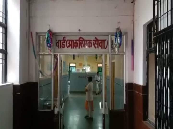 Kanpur Dehat doctor were absent from duty during the entire covid period, know in details ann  UP Health Department: पूरे कोविड काल में ड्यूटी से नदारद रहे डॉक्टर, कर्मचारियों की मिलीभगत से 2 साल तक लगती रही हाजिरी
