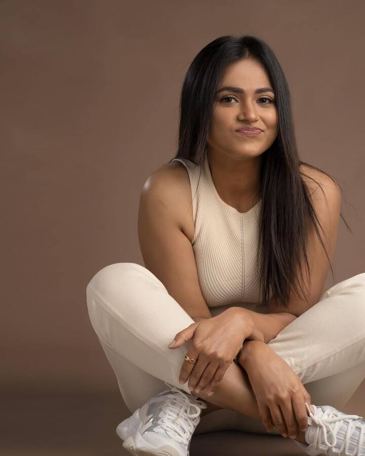ஆடியும் துதி பாடியும் ஒளி ஏற்றுங்கள் ஏற்றுங்கள்