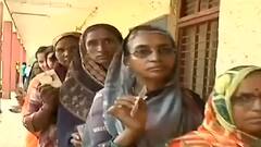 Maharashtra Zilla Parishad Elections 2021 | महाराष्ट्रातील 6 जिल्हा परिषदांच्या पोटनिवडणुकीची रणधुमाळी, मतदानासाठी मतदारांचा उत्साह!