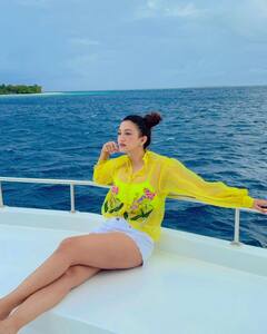 Ladki एक Looks अनेक: Gauhar Khan का कैज़ुअल लुक है कमाल, हर Outfit में ढाती हैं कहर