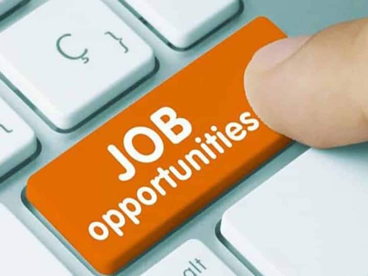 India Post Recruitment 2021: उत्तर प्रदेश डाक विभाग ने 10वीं, 12वीं पास के लिए निकाली भर्ती, सैलरी 18K से 80 हजार तक, जानें कैसे करे अप्लाई