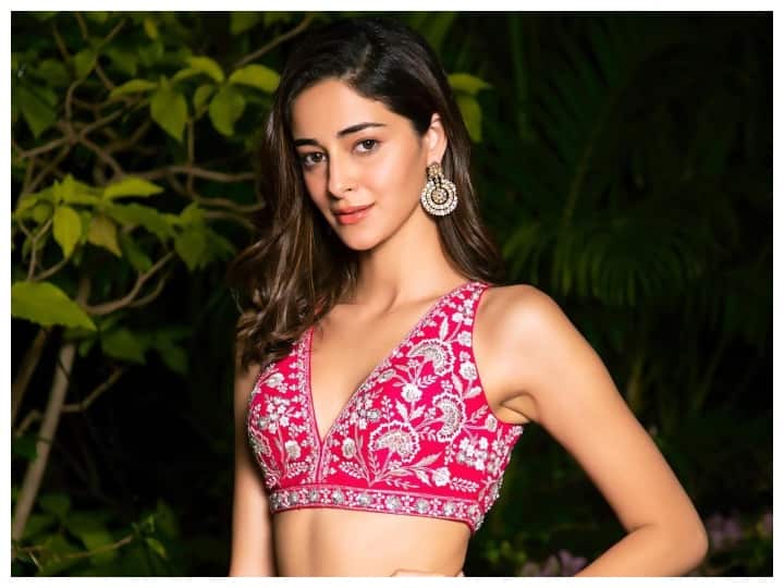actress ananya panday fitness mantra know her dull workout and diet plan Ananya Pandey की तरह चाहती हैं परफेक्ट फिगर, तो जानें उनका पूरा Workout और Diet Plan