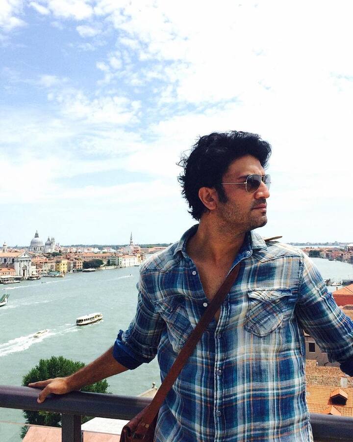 साल 2005 में शरद ने दूरदर्शन के टीवी सीरियल आक्रोश से की. अपने अभिनय के दम पर वो आगे बढ़ते चले गए. शरद ने भाभी, रात होने को है, बैरी पिया, उतरन जैसे कई सीरियल किए.