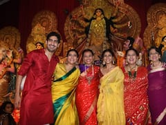 Durga Puja By Bollywood's Mukherjee Family To Go Virtual This Year Too