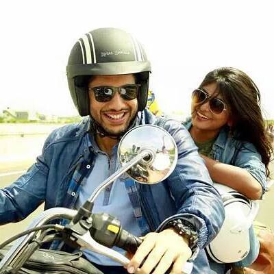 ‘సాహసం శ్వాసగా సాగిపో’ చిత్రం తర్వాత ఆమె మళ్లీ ఆమె ‘ఎన్టీఆర్ కథానాయకుడు’, ‘ఎన్టీఆర్ మహానాయకుడు’ సినిమాల్లో హీరోయిన్‌గా నటించింది. ఇందులో ఆమె నారా భువనేశ్వరి పాత్రలో కనిపించింది. - Image Credit: Manjima Mohan/Instagram