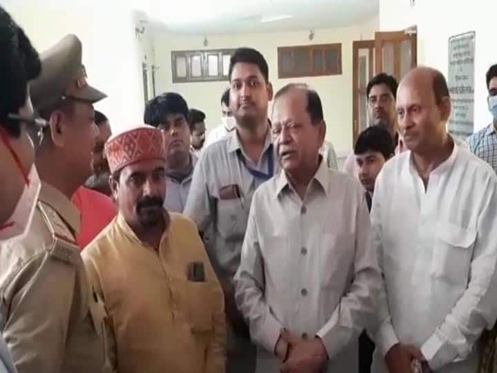 यूपी के मंत्री का अखिलेश पर हमला, कहा- अखिलेश यादव को सिर्फ अपराधियों की चिंता