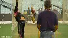 Varun Chakravarthy को घुटनों में तकलीफ, T20 World Cup खेलना मुश्किल: सूत्र | वाह क्रिकेट