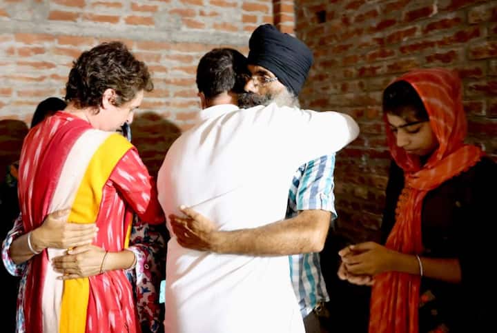 लखीमपुर हिंसा को लेकर विपक्ष हमलावर है. कांग्रेस नेता राहुल गांधी और प्रियंका गांधी ने बुधवार को उन पीड़ित परिवारों से मुलाकात की, जिनके परिजन लखीमपुर खीरी हिंसा में मारे गए हैं. इससे पहले, हिरासत से छूटे जाने के बाद प्रियंका गांधी लखीमपुर खीरी के लिए निकल गईं. जबकि, दूसरी तरफ राहुल गांधी लखनऊ एयरपोर्ट पर धरना के बाद अपनी गाड़ी से ही निकल गए. हालांकि, शुरुआत में उन्हें पुलिस गाड़ी में जाने को कहा गया था.