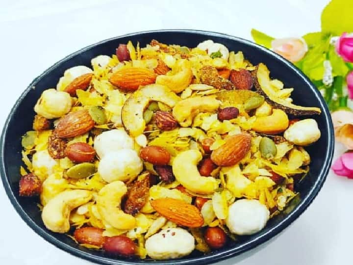 Know about Navratri Special 2021 Makhana Dry Fruits Namkeen Recipe Navratri Special 2021:  व्रत में Craving को शांत करने के लिए घर पर बनाएं मखाना ड्राई फ्रूट्स नमकीन, जानें इसकी आसान रेसिपी