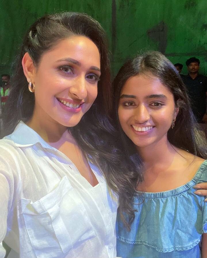 (Image credit: Instagram) ప్రగ్యాది మధ్యప్రదేశ్ లోని జబల్ పూర్. చదువంతా పుణెలో సాగింది.