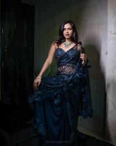 மைனா மைனா நெஞ்சுக்குள்ள வம்புப்பண்ணுற... அமலா பாலின் அசத்தலான புகைப்படங்கள்!