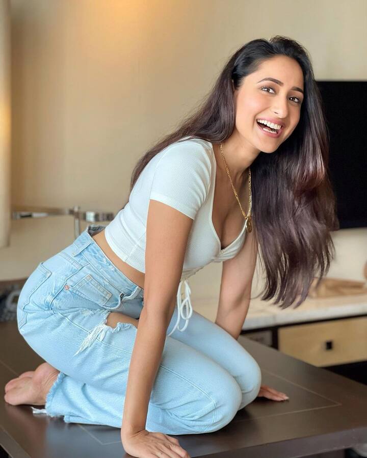 (Image credit: Instagram) ప్రగ్యా క్యూట్ ఫోటోస్