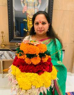 Batukamma Celebrations: తెలంగాణ వ్యాప్తంగా ప్రారంభమైన బతుకమ్మ సంబరాలు.. శుభాకాంక్షలు తెలిపిన ఎమ్మెల్సీ కవిత