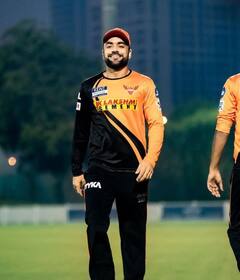 RCB vs SRH: ஆறுதல் வெற்றிக்காக களமிறங்கும் ஹைதராபாத் ; ரெக்கார்டு சொல்வது என்ன?