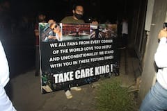 ‘Take Care King’ Shah Rukh Khan’s Fans Outside Mannat To Show Their Support As Aryan Khan Remains In NCB Custody- See Pics