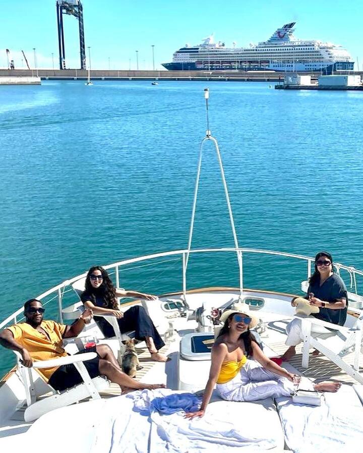 Priyanka Chopra is having the time of her life in Valencia, Spain with her mother Madhu Chopra and her pet Diana. Sharing the pictures on her Instagram, PeeCee wrote, “A perfect day off”. (Image courtesy - @priyankachopra/Instagram)